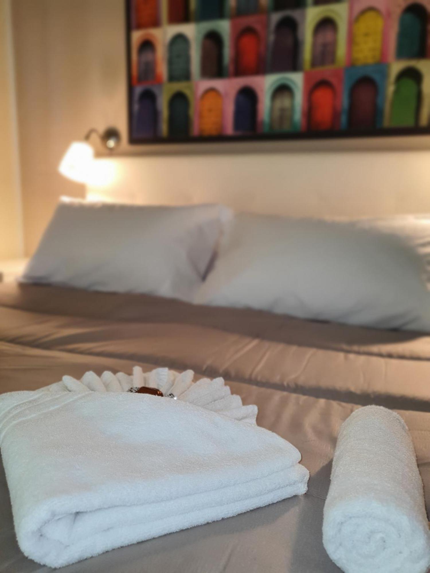 סלרנו 4Rooms Guest House Free Wi-Fi מראה חיצוני תמונה