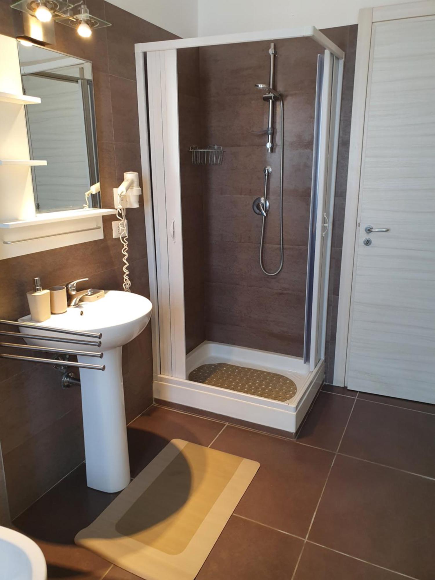 סלרנו 4Rooms Guest House Free Wi-Fi מראה חיצוני תמונה