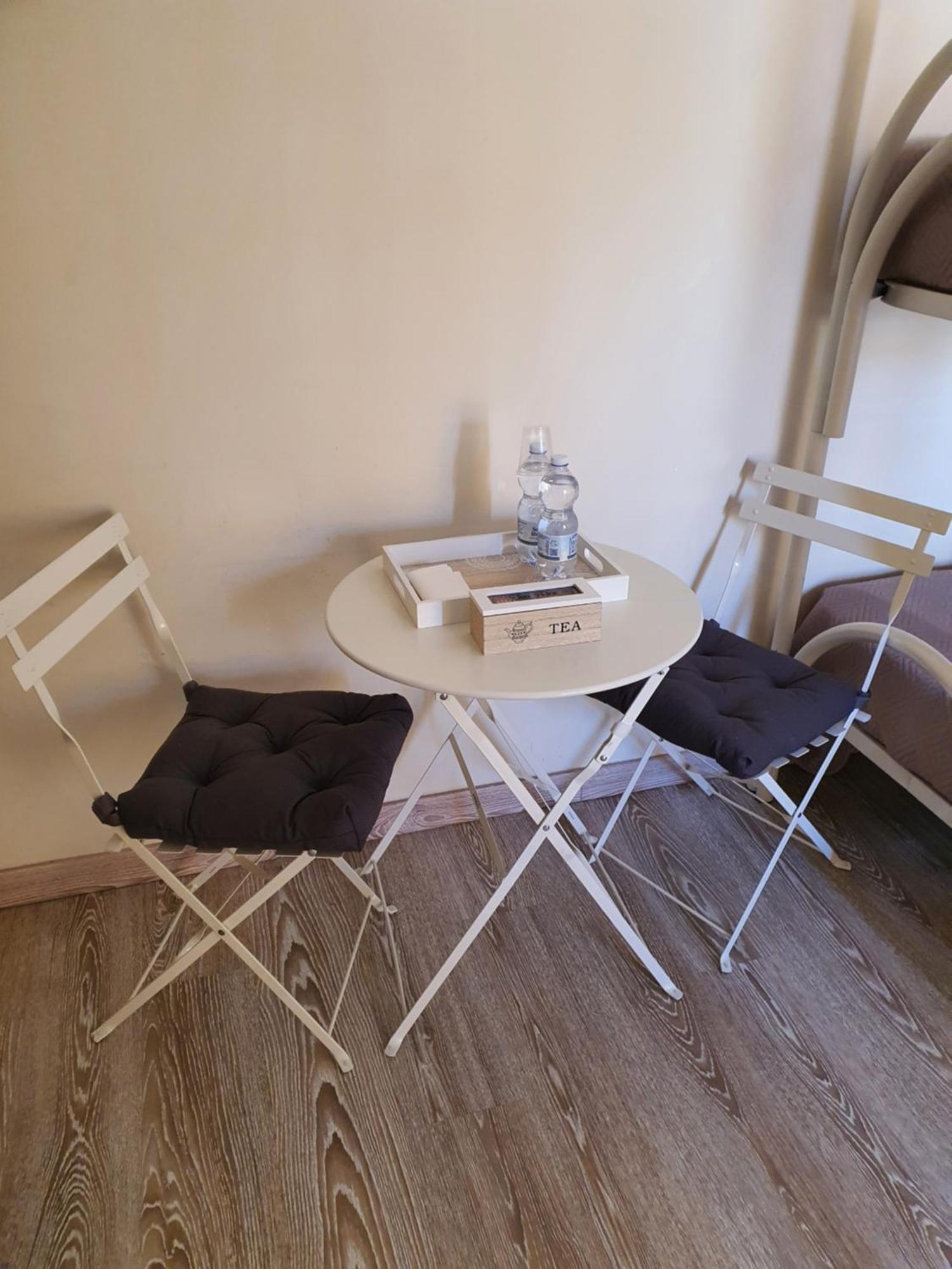 סלרנו 4Rooms Guest House Free Wi-Fi מראה חיצוני תמונה