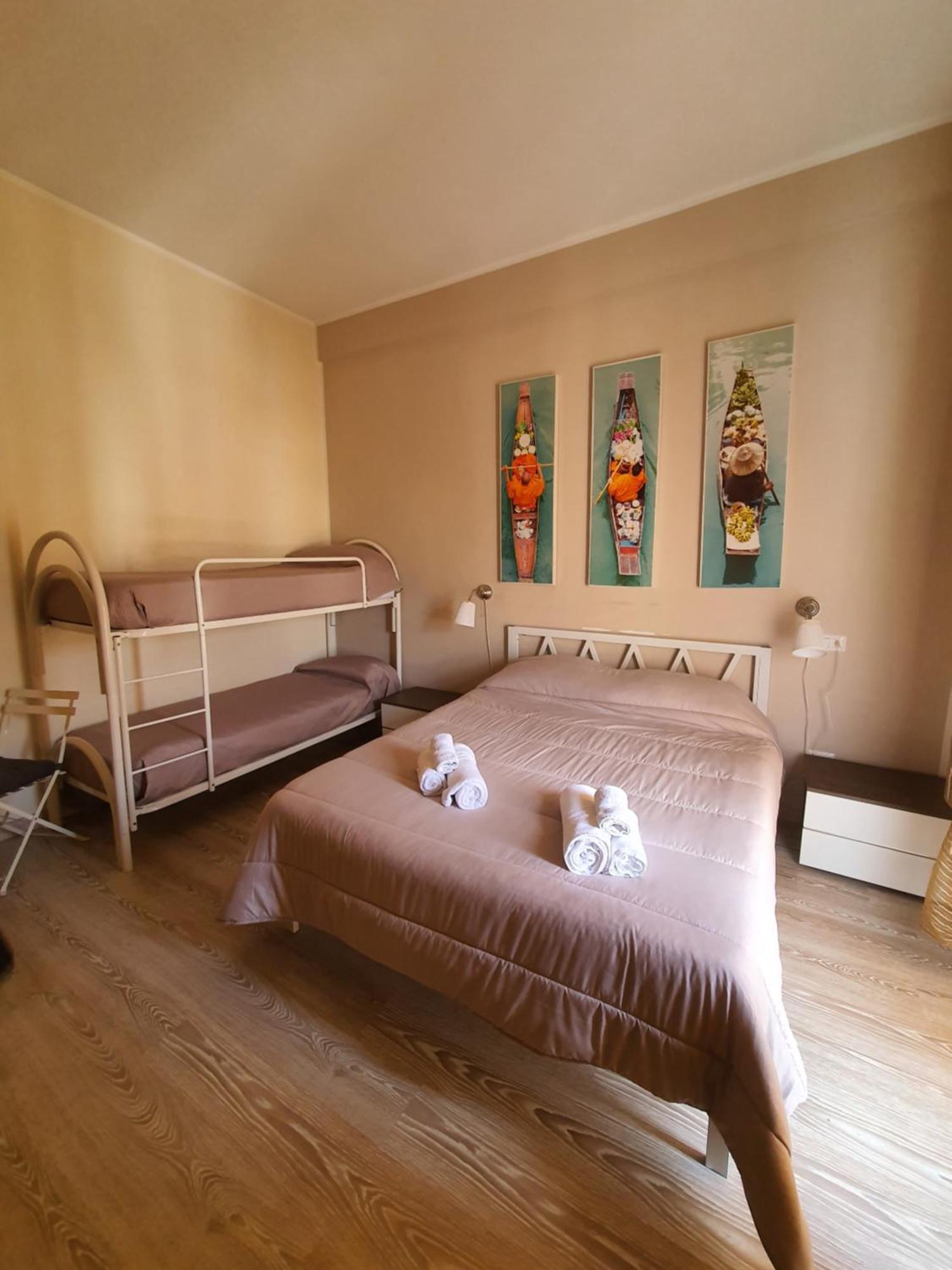סלרנו 4Rooms Guest House Free Wi-Fi מראה חיצוני תמונה