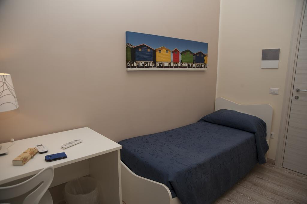 סלרנו 4Rooms Guest House Free Wi-Fi חדר תמונה