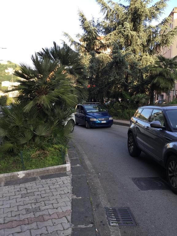 סלרנו 4Rooms Guest House Free Wi-Fi מראה חיצוני תמונה